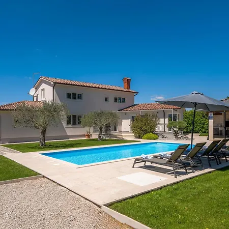 4 Bedroomamazing In *